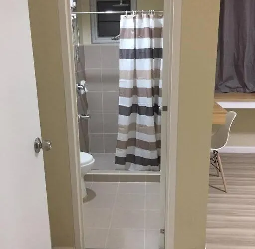 Spacious 2br At It Park W Pool & Stream Video Apartment