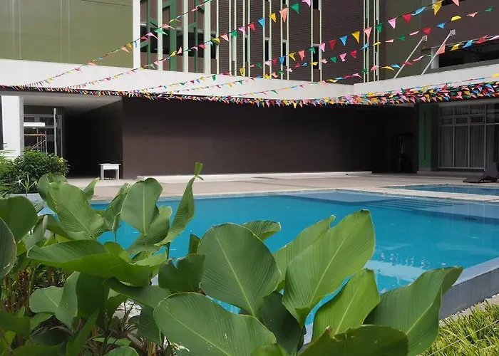 Spacious 2br At It Park W Pool & Stream Video * Cebu